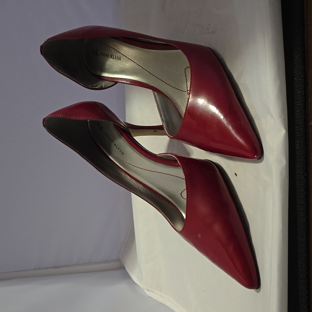 Anne Klein red patent leather pumps